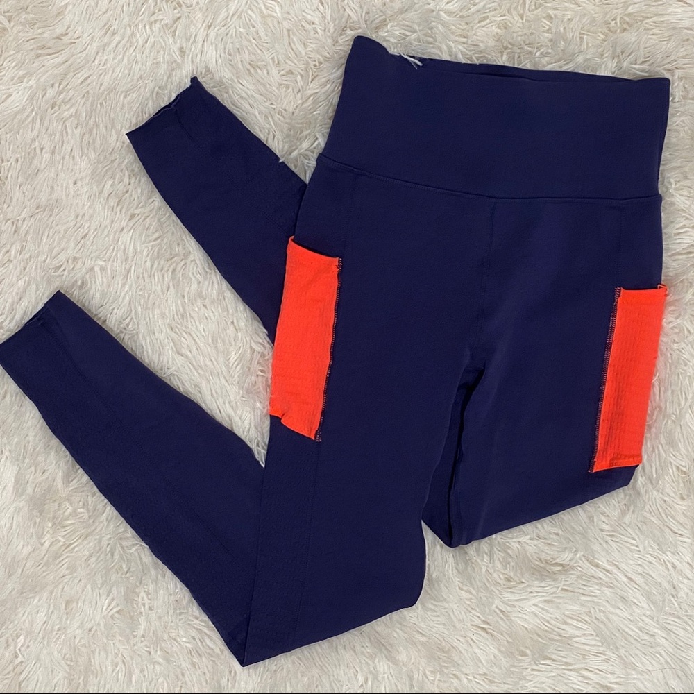 Fabletics Navy sculptknit Leggings with Orange Pocket Medium regular length - Picture 4 of 8
